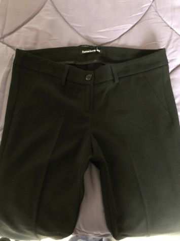 Pantaloni eleganti neri classici nuovi