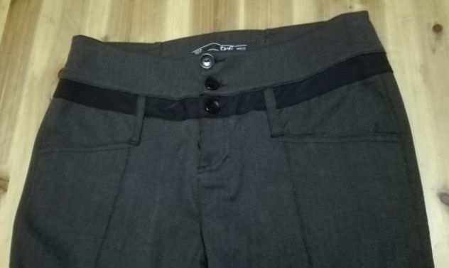 Pantaloni gessati, Taglia Ita 42 Euro 38, TRF