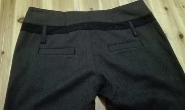 Pantaloni gessati, Taglia Ita 42 Euro 38, TRF