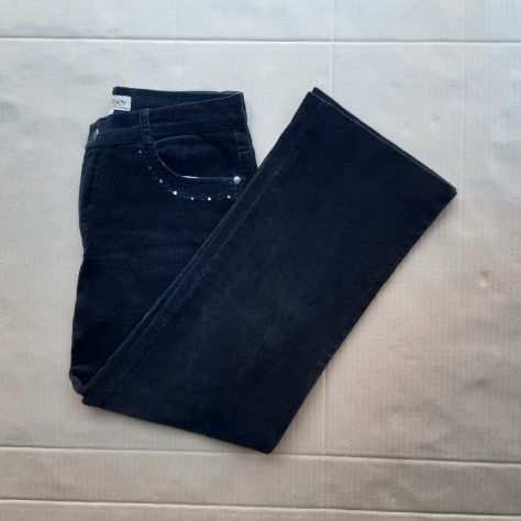 Pantaloni in velluto colore nero taglia 44 marca MISSWAN