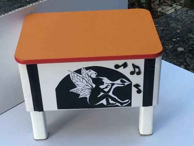 paperdesk piccola scrivania in cartone con piano in legno -