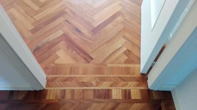 PARQUET in LISTELLI MASSELLO, varie essenze, rover