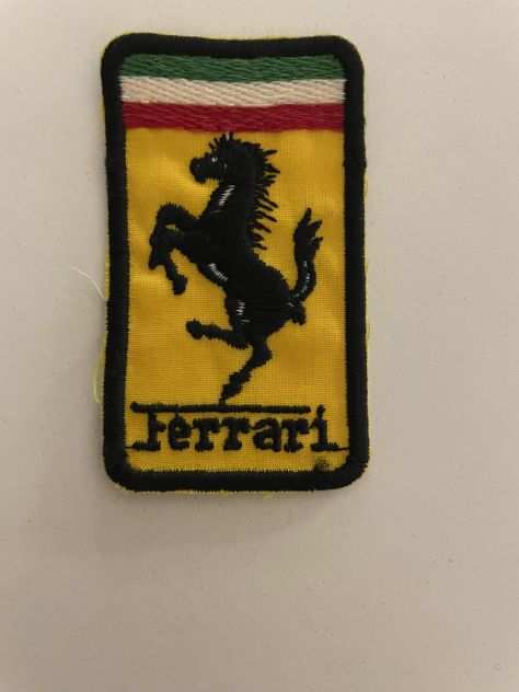 Patch Ferrari in tessuto, toppa