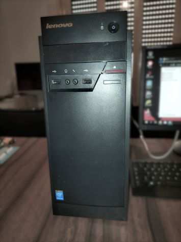 PC fisso Lenovo - Pentium J2900 2.41gHz - 4500gb