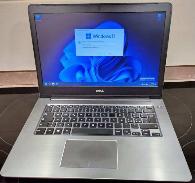 PC portatile DELL Vostro i5 SSD Win11PRO