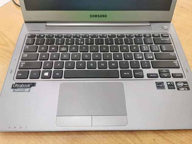 Pc Portatile Samsung UltraBook Ricondizionato 13,3quot Core i5 Ram 8GB SSD 512GB