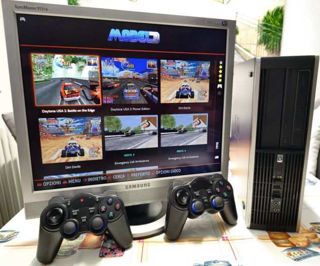 PC RetroGame Arcade HP Compaq 6000 Pro competo di 2 joypad e monitor