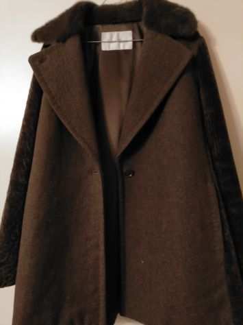 Pelliccia e cappotto verde tg 46 98 Lana vergine -MaxMara