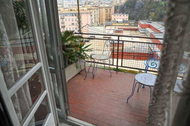 Pentalocale in vendita a Genova, Albaro