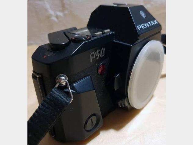 Pentax P50 fotocamera a rullino corpo macchina