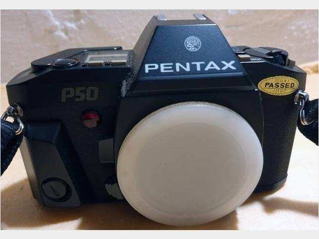 Pentax P50 fotocamera a rullino corpo macchina