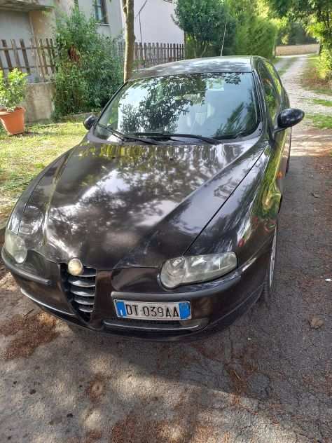 PERMUTO ALFA 147 JTD CON MICROCAR