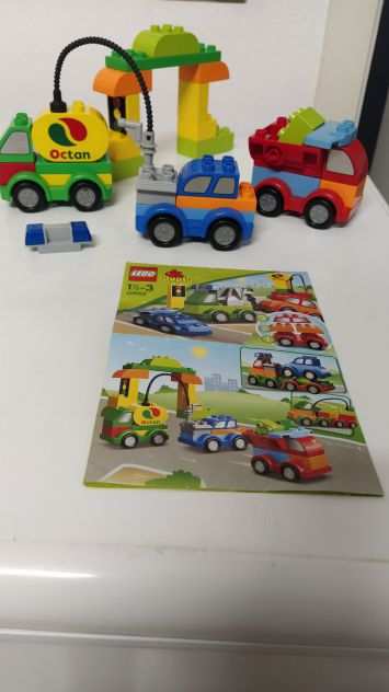 Personaggi camioncini trenini Lego e duplo