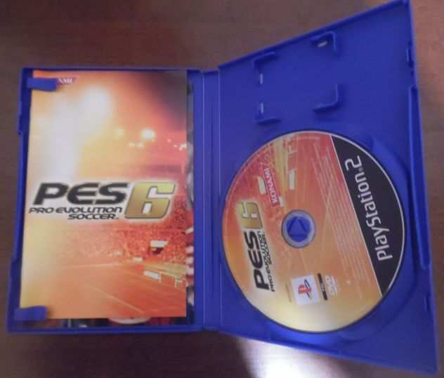 PES 6 Pro Evolution soccer per Playstation 2