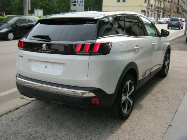 Peugeot 3008 BlueHDi 130CV SampS Allure NAVI