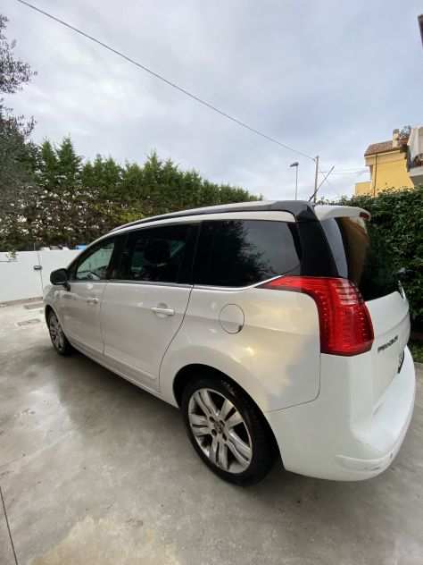 Peugeot 500