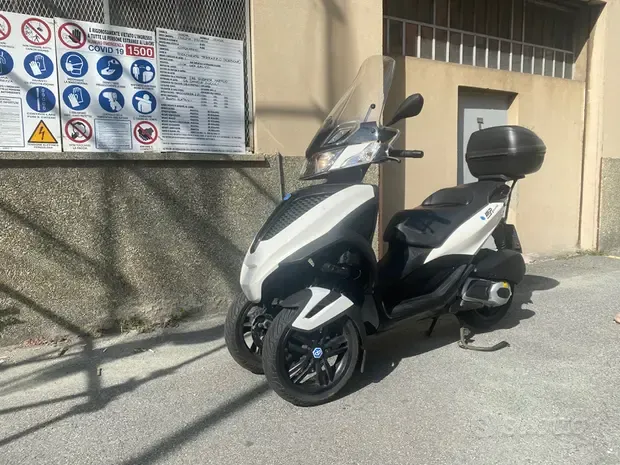 PIAGGIO MP3