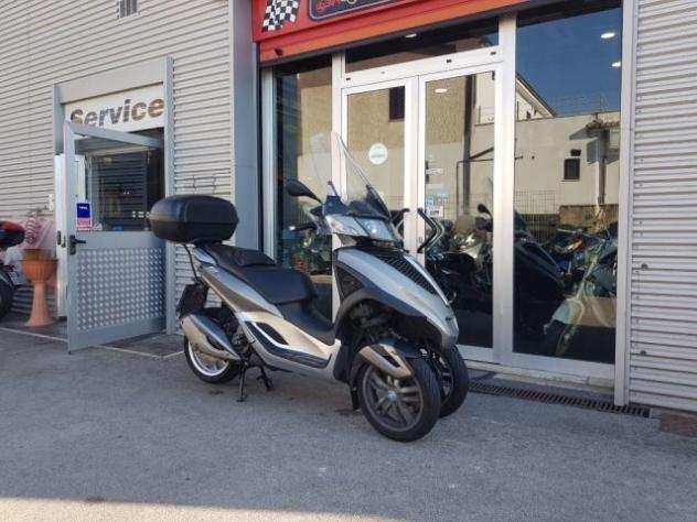 PIAGGIO MP3 PIAGGIO MP3 300ie YOURBAN ERL rif. 18475613