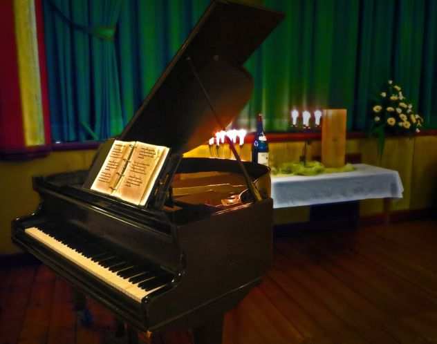 Pianista sia classico che moderno per matrimoni ed eventi