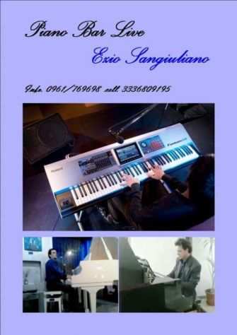 Piano Bar Live con Vocalist, Ezio Sangiuliano