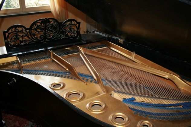 Pianoforte Bluthner mezza coda del 1900