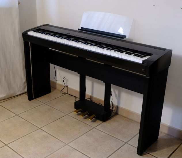 Pianoforte digitale Kawai ES6