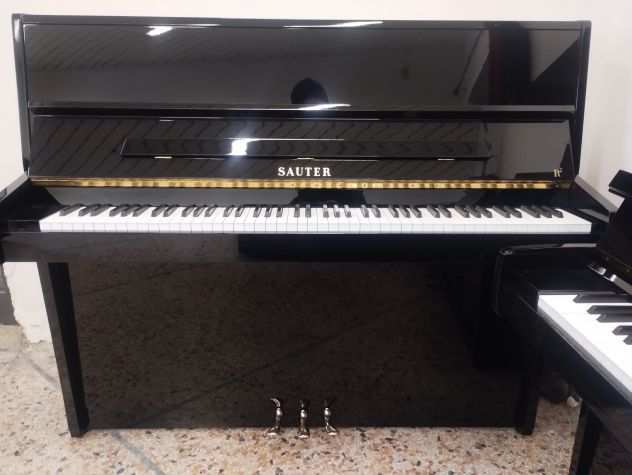 Pianoforte Sauter 120 R2 con trasporto e panca inclusi