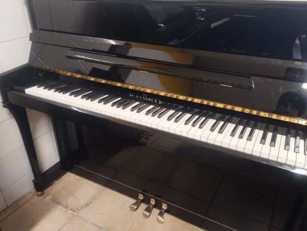 Pianoforte Schimmel C 116 seminuovo tedesco con trasporto e panca inclusi