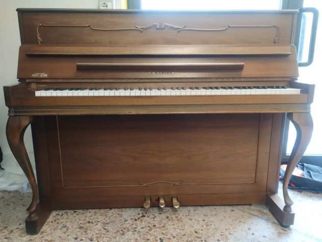 Pianoforte Seiler 112 tedesco con trasporto e panca inclusi