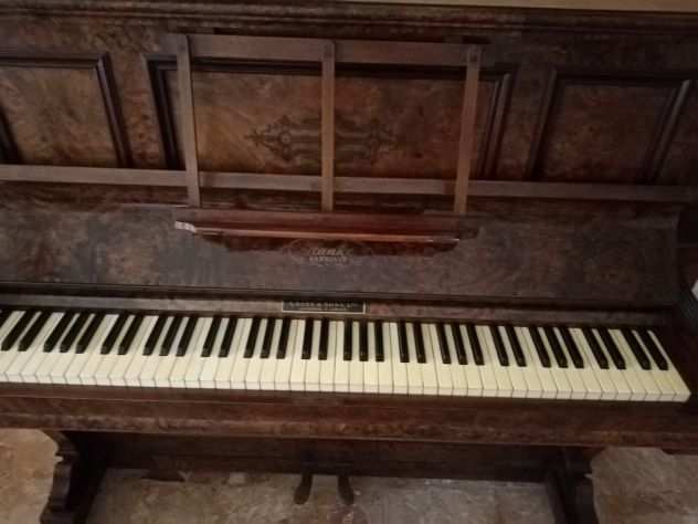 Pianoforte Verticale di Pregio