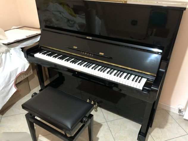 PIANOFORTE VERTICALE YAMAHA