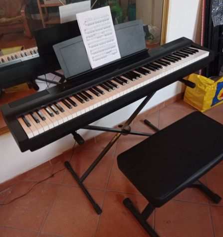 Pianoforte Yamaha P125B