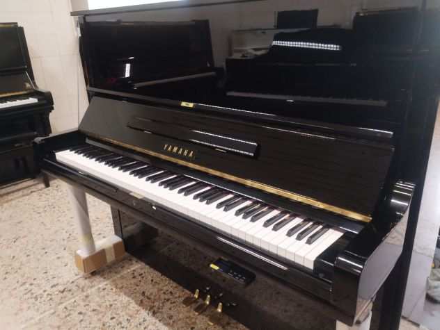 Pianoforte Yamaha U3 H silent Genio plus ultima generazione con trasportopanca