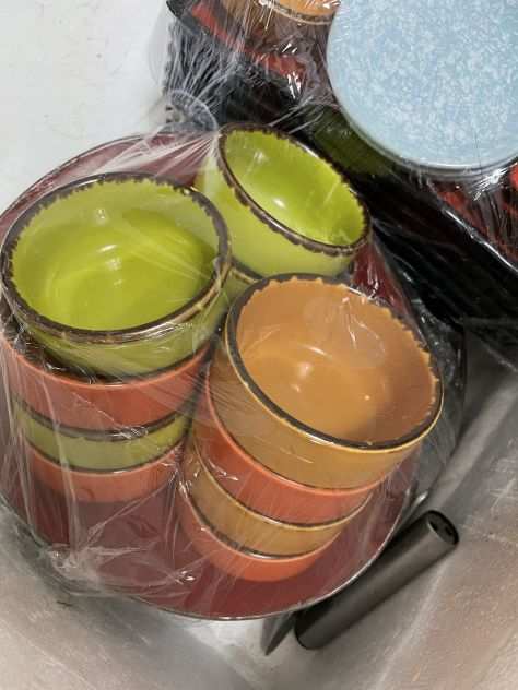 piatti ceramica cucina vari colori e forme ultimo lotto kaleidos made in italy