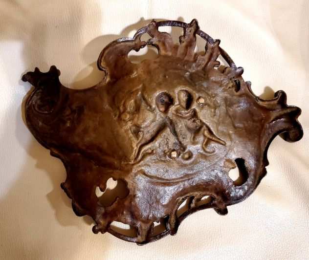Piatto decorativo in bronzo antico