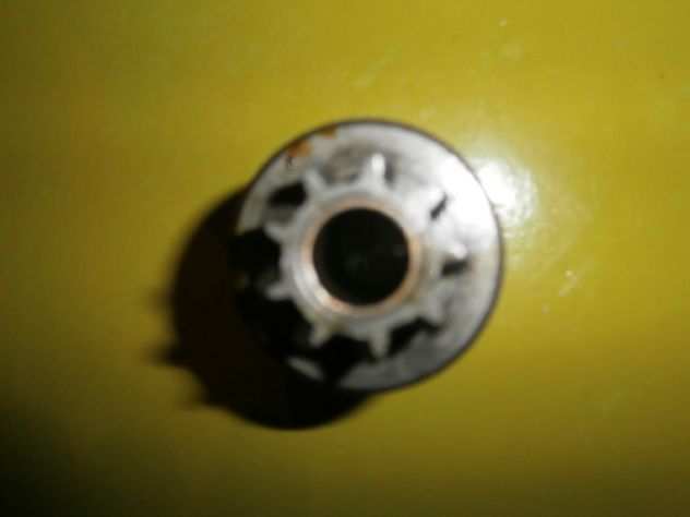 Pignone motorino avviamento fiat 500r e fiat 126 (9 denti) NUOVO