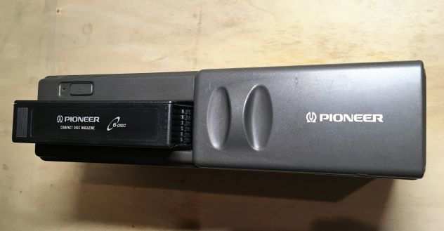Pioneer CDX-P610 - 6 disc Multi-Cd Player (Vintage)