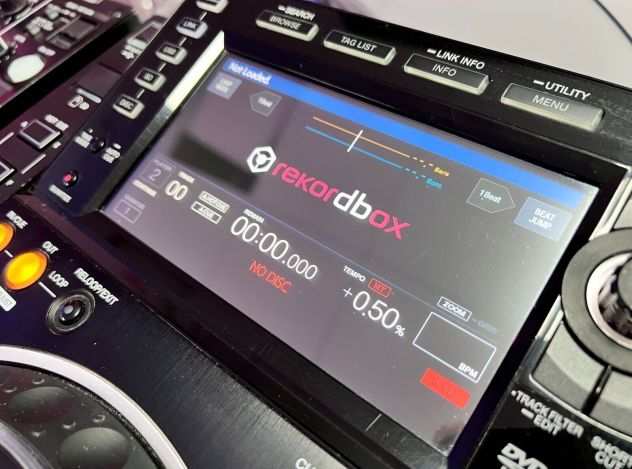 Pioneer DJ DJM-900NXS2  2 CDJ-2000NXS2 (Sistema completo. Deck e mixer)