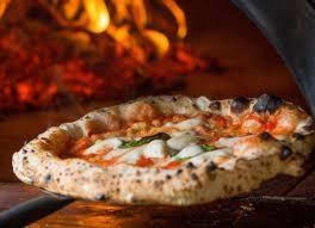 Pizzeria in vendita a Pisa 90 mq Rif 1252477