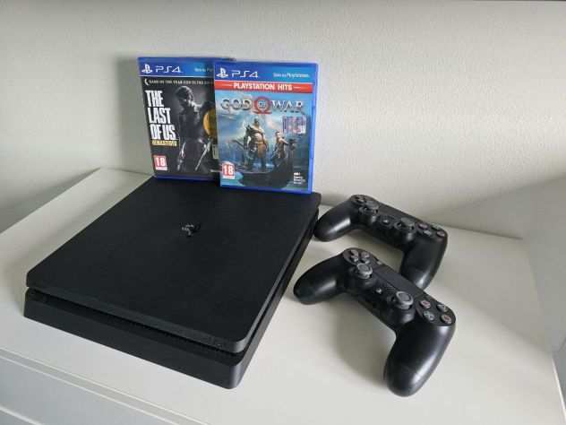 Playstation 4 Slim  2 Controller  2 giochi