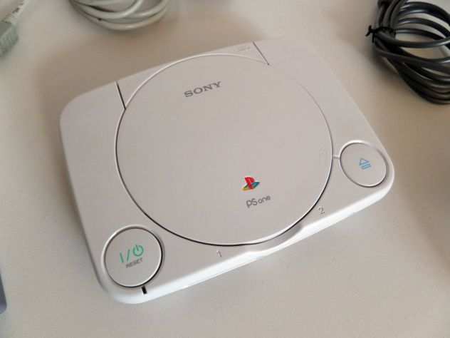 Playstation One SCPH-102 (anno 2000 circa) MOD.