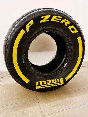 Pneumatico (1) - Pneumatico Pirelli - Formula Uno