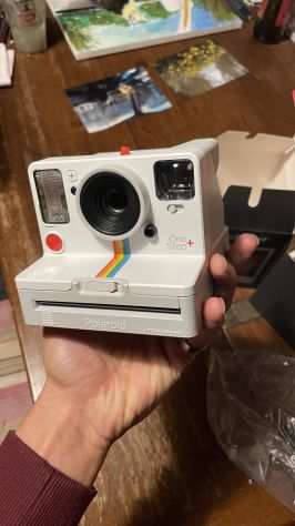 Polaroid OneStep i-type instant camera