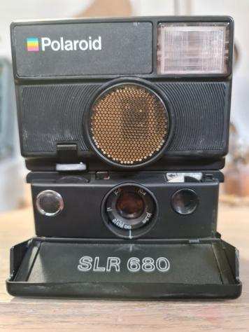 Polaroid SLR 680  Fotocamera analogica