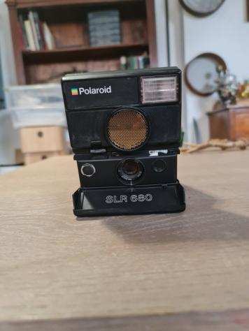 Polaroid SLR 680  Fotocamera analogica