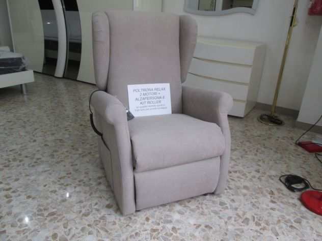 POLTRONA RELAX 2 MOTORI  ALZAPERSONA E KIT ROLLER