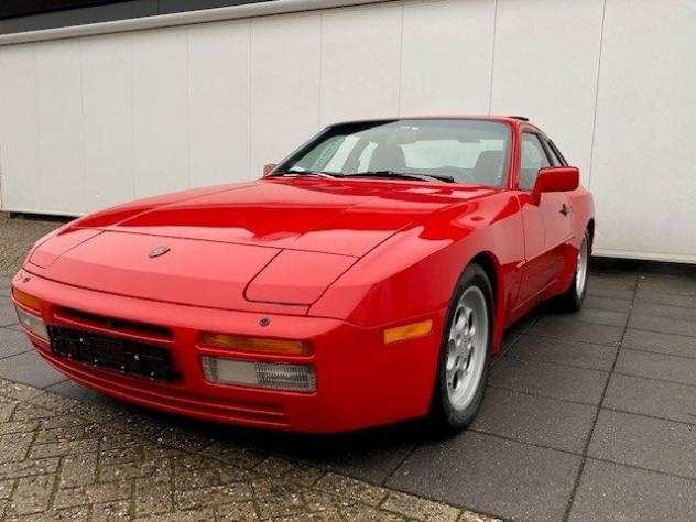 Porsche - 944 Turbo - 1986