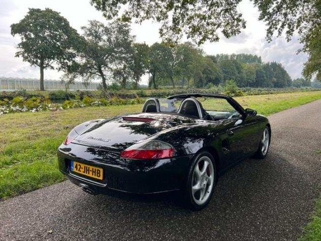 Porsche - Boxster S - 2002