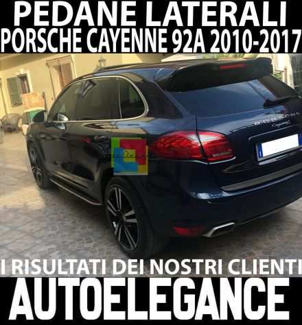 PORSCHE CAYENNE 92A 2010-2017 COPPIA PEDANE LATERALI SOTTO PORTA ANTISCIVOLO .-