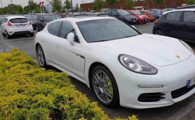 Porsche Panamera 3.0 S e-hybrid